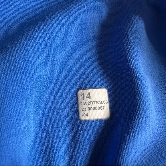 Lululemon Align asymmetrical bra A/B PDBL - Picture 5 of 5